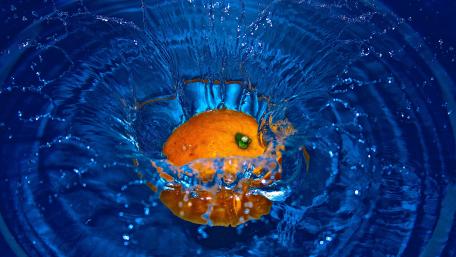 Orange splash wallpaper