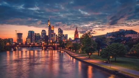 Stunning City Skyline at Dusk by the River wallpaper