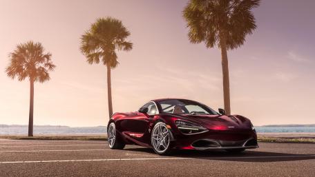2018 McLaren 720S wallpaper
