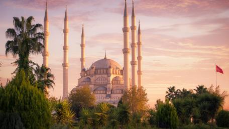Majestic Mosque at Sunset Glow wallpaper