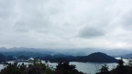 Mountains in Hangzhou wallpaper