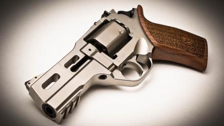 Sleek Revolver Design Wallpaper wallpaper