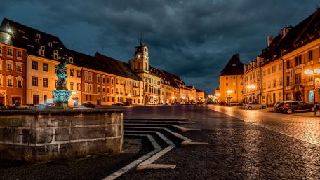 Cheb at night (Karlovy Vary, Czech Republic) wallpaper