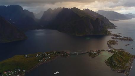 Beauty of Norway wallpaper
