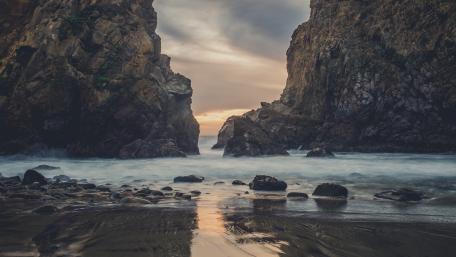 Pfeiffer Beach, Big Sur State Park wallpaper