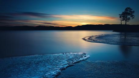 Blue hour landscape wallpaper