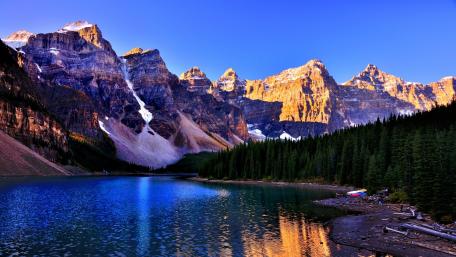 Moraine Lake, Banff National Park wallpaper