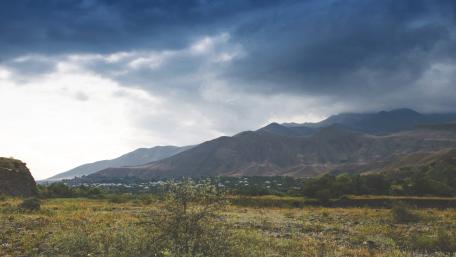 Mountains of Dagesta wallpaper