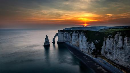The Aval Cliff at sunset wallpaper