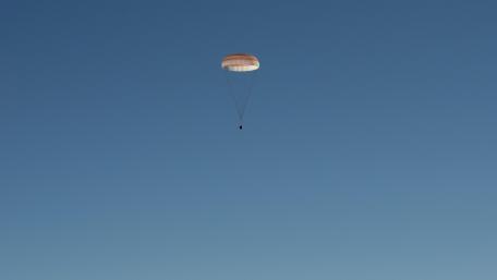 Soyuz MS-08 Descending with Expedition 56 wallpaper