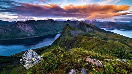 Norwegian landscape wallpaper