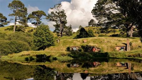 Hobbiton wallpaper