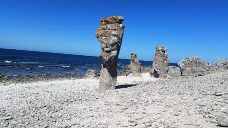 Nature created rock formations in Gotland wallpaper