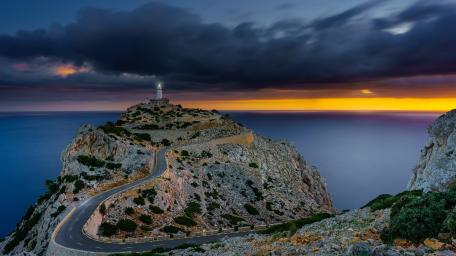 Far de Formentor / Cap de Formentor wallpaper