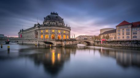 Bode Museum and Monbijou Bridge wallpaper