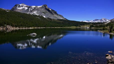 Yosemite National Park, Tioga Lake wallpaper