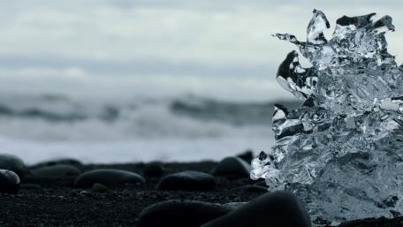 Ice crystal wallpaper