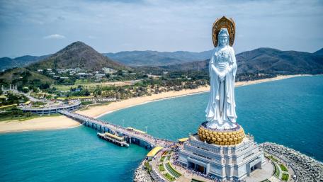 Guanyin of Nanshan statue in Sanya wallpaper