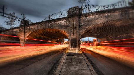 Red light trails wallpaper
