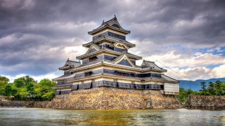 Matsumoto Castle, Japan wallpaper
