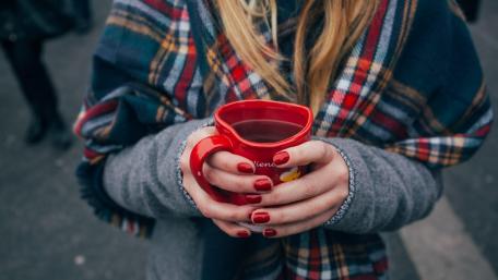 Girl wiht a hot tea wallpaper