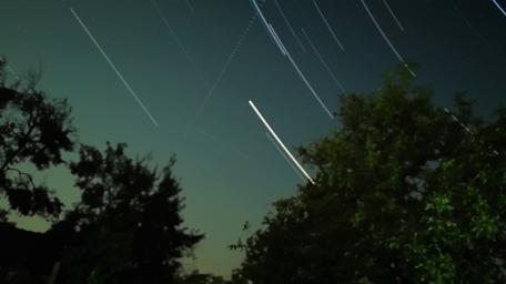 Star trails wallpaper