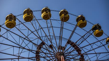 Ferris wheel in Pripyat wallpaper
