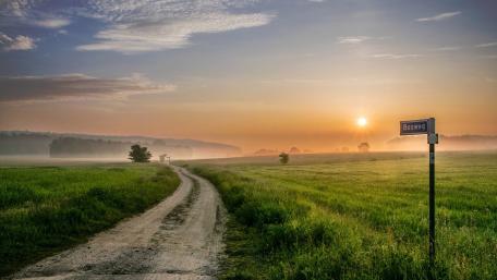 Dirt road in Netherlands wallpaper