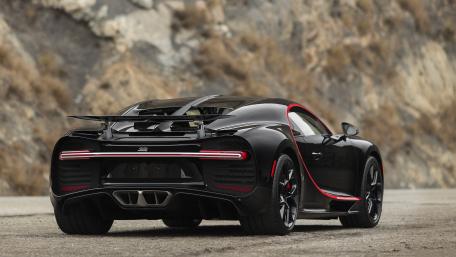 Power and Elegance in Motion wallpaper