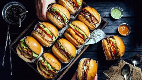 Delicious Burger Feast wallpaper