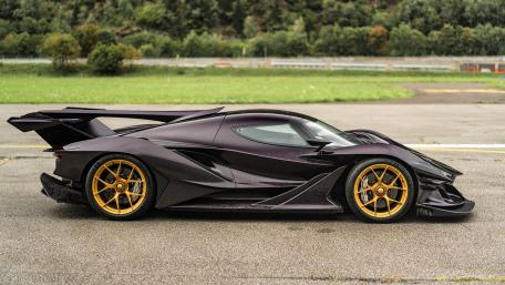 Sleek and Stunning Supercar Design in Motion wallpaper