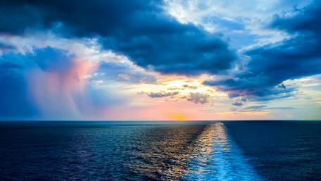 Oceanic Sunset and Approaching Storm wallpaper