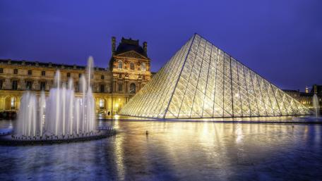 Louvre Museum wallpaper