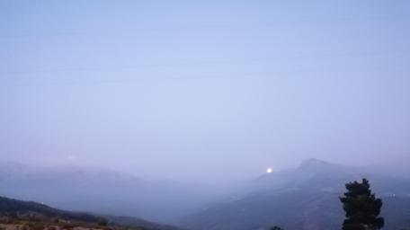 Serene Twilight Over Turkish Mountains wallpaper