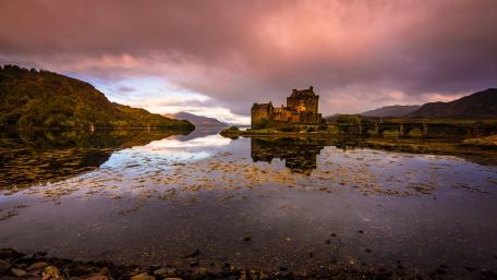 Eilean Donan Castle wallpaper