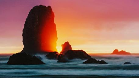 Big rock in the ocean wallpaper