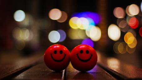 Happy smiles wallpaper