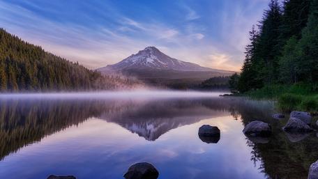 Mount Hood and Trillium Lake wallpaper