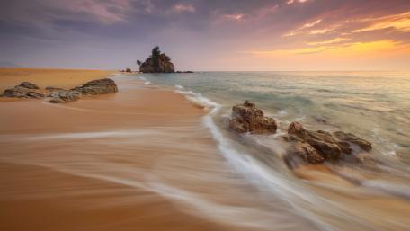 Calming Beach wallpaper