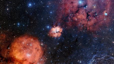 Wide-Field View of the Gum 15 Star-Formation Region wallpaper