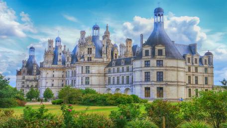Majestic Castle under a Beautiful Sky wallpaper