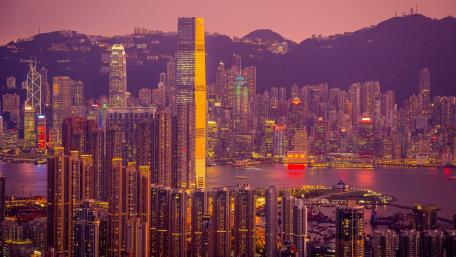 Golden Skyline at Dusk wallpaper