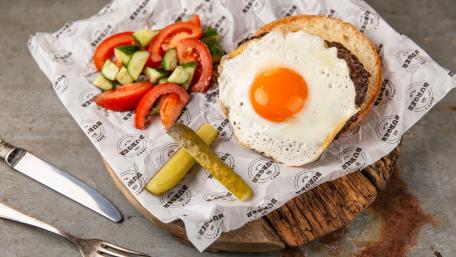 Delicious Breakfast with Fresh Vegetables and Pickles wallpaper