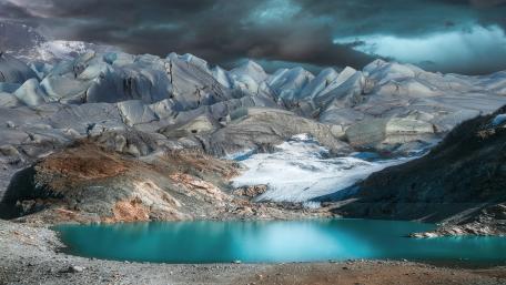 Misty Ice-Capped Mountain Lake wallpaper