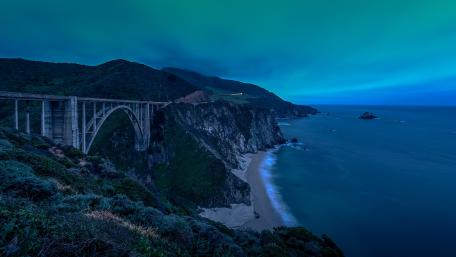Majestic Coastal Bridge at Twilight wallpaper