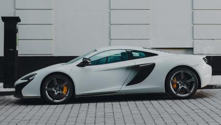 Side View of Sports Car wallpaper