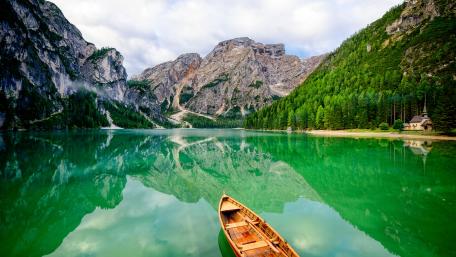 Pragser Wildsee wallpaper