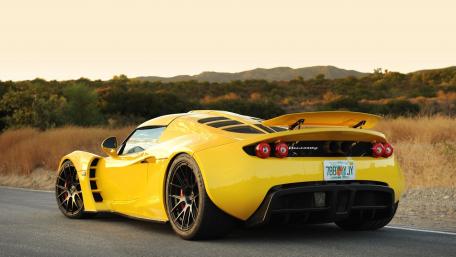 Yellow Hennessey Perfection on the Open Road wallpaper