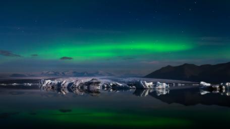 Northern Lights and Arctic Night wallpaper