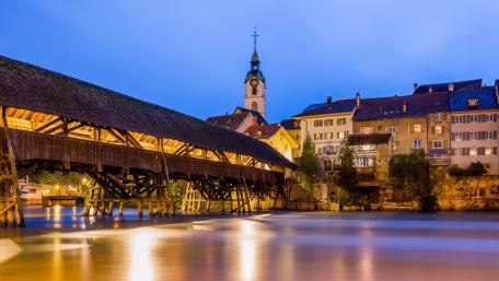 Charming City at Twilight wallpaper